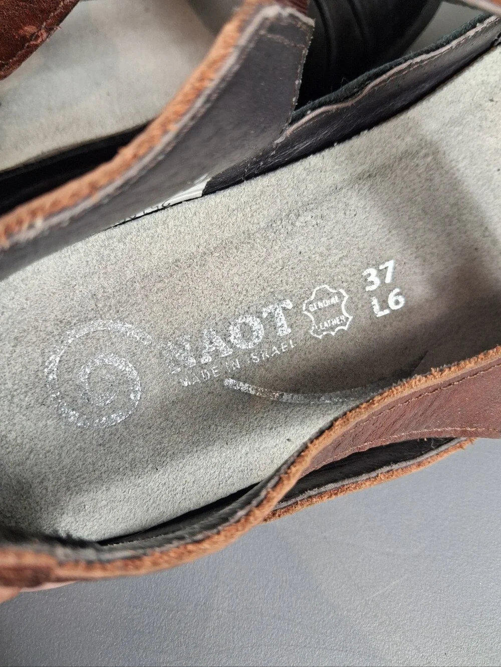 NAOT Papaki Comfort Sandals Womens 37 US 6 6.5 Black Cinnamon Leather Koru